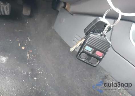 2005 Ford Explorer Xlt/Xlt Sport/Nbx z USA, uszkodzony, nr VIN 1FMZU73K05ZA64085